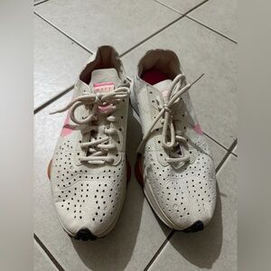 Nike Air Zoom Type
Light Orewood Brown (Women's